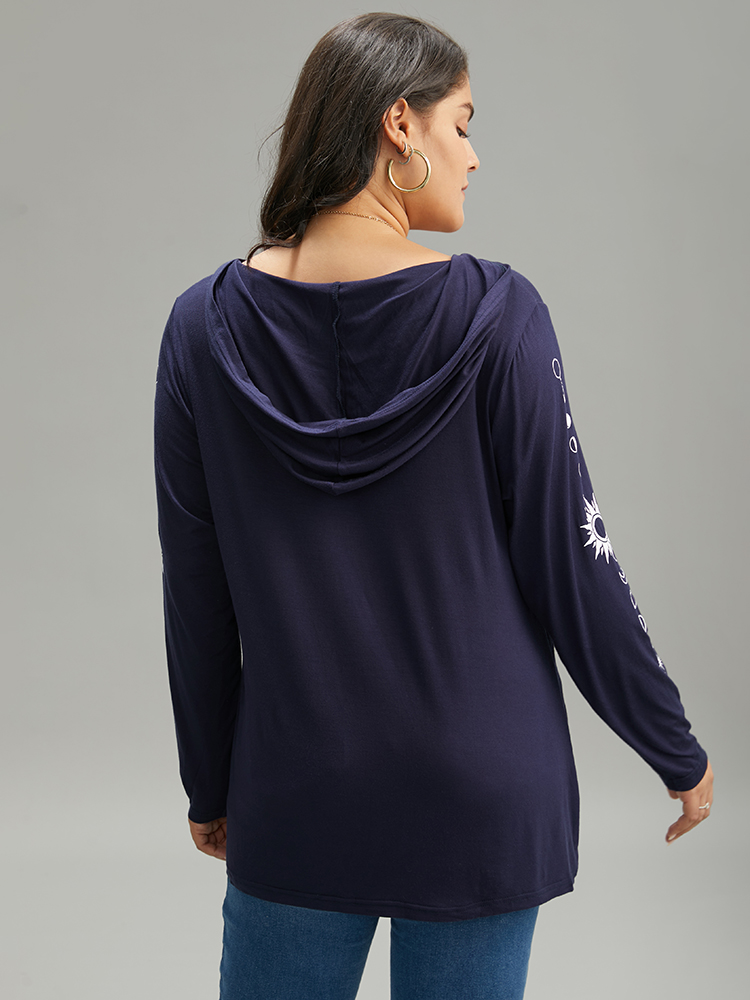 Plus Size Moon & Star Print Hooded Long Sleeve T-shirt Navy Women Casual Printed Star and moon Hooded Everyday T-shirts BloomChic 26/4X 