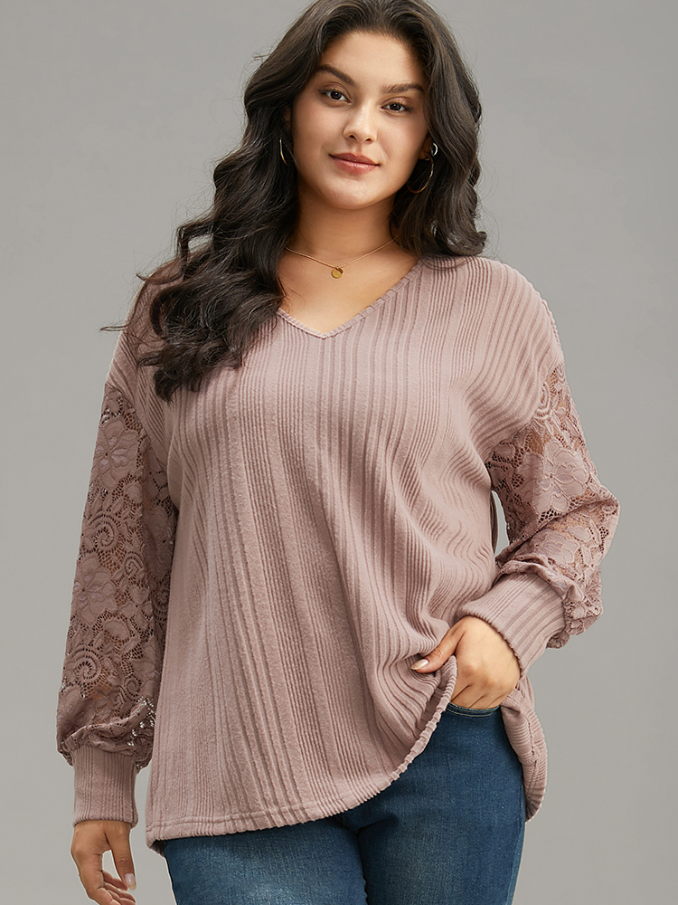 

Plus Size Lace Panel V Neck Lantern Sleeve Sweatshirt Women Pink Elegant Elastic cuffs V-neck Dailywear Sweatshirts BloomChic