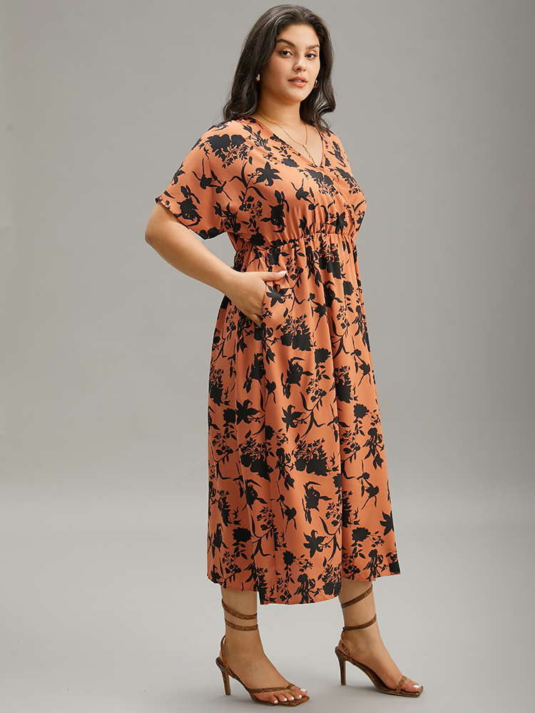 Plus Size Women Dailywear Silhouette Floral Print Wrap Dolman Sleeve Short sleeve V-neck Pocket Elegant Dresses BloomChic 