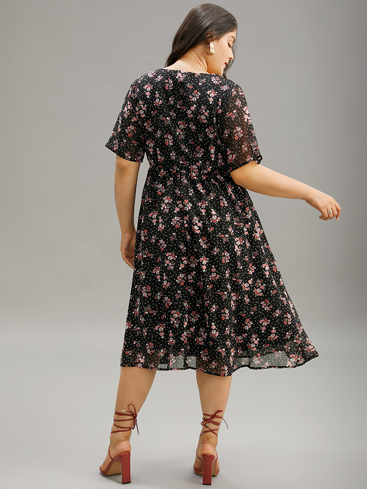Plus Size Polka Dot & Floral Print Pocket V Neck Dress Black Women Elegant Lined V-neck Short sleeve Curvy Midi Dress BloomChic 14-16/1X 