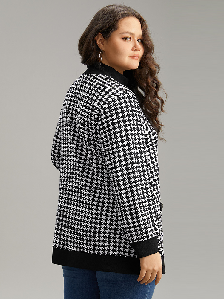 Plus Size Houndstooth Patched Pocket Mock Neck Sweatshirt Women Black Casual Contrast Mock Neck Dailywear Sweatshirts BloomChic 22-24/3X 