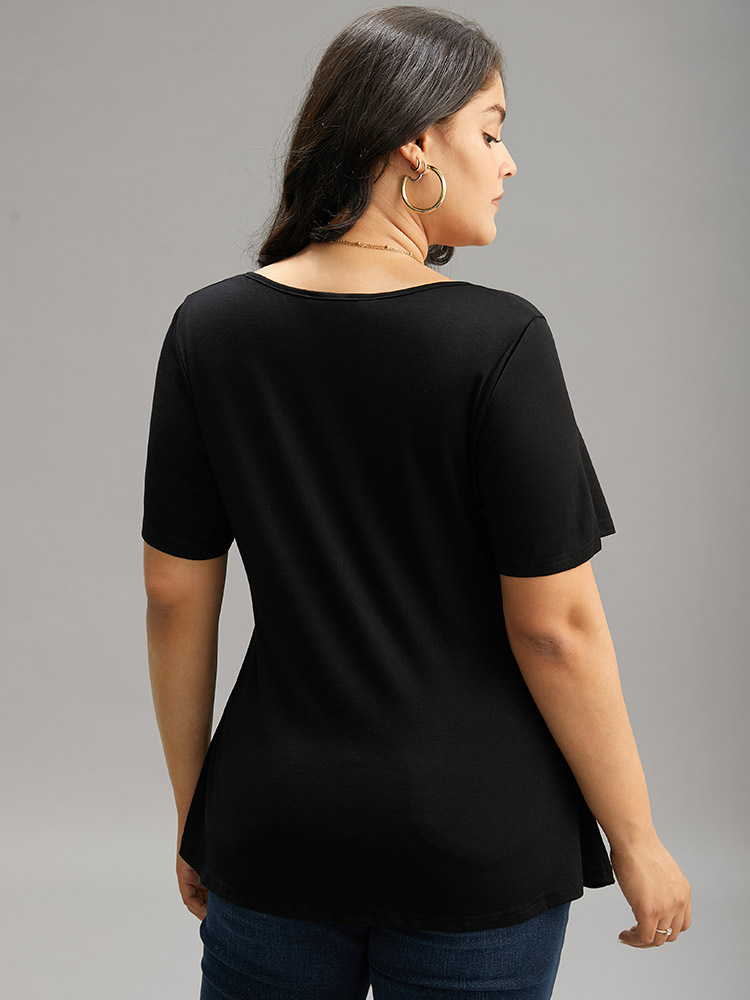 

Plus Size Plain Crisscross Ruched Button Detail Flutter Hem T-shirt Black Square Neck Short sleeve Elegant Jersey Tops