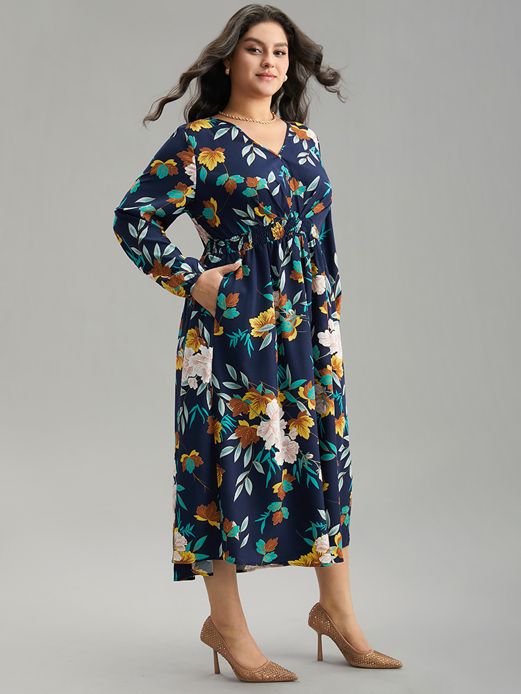 Plus Size Floral Print Shirred Lantern Sleeve Dress DarkBlue Women Elegant Elastic cuffs V-neck Long Sleeve Curvy Midi Dress BloomChic 26/4X 