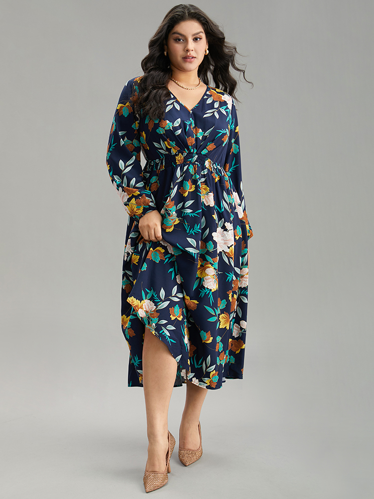 Plus Size Floral Print Shirred Lantern Sleeve Dress DarkBlue Women Elegant Elastic cuffs V-neck Long Sleeve Curvy Midi Dress BloomChic 26/4X 