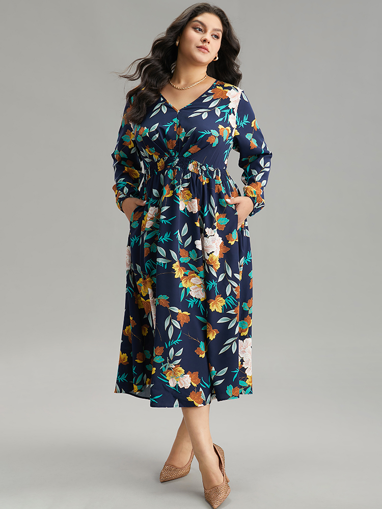 Plus Size Floral Print Shirred Lantern Sleeve Dress DarkBlue Women Elegant Elastic cuffs V-neck Long Sleeve Curvy Midi Dress BloomChic 26/4X 