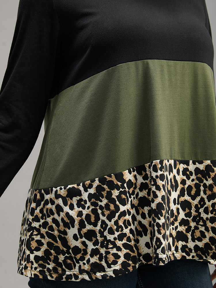 Plus Size Women Everyday Leopard Contrast Regular Sleeve Long Sleeve Round Neck Casual T-shirts BloomChic 