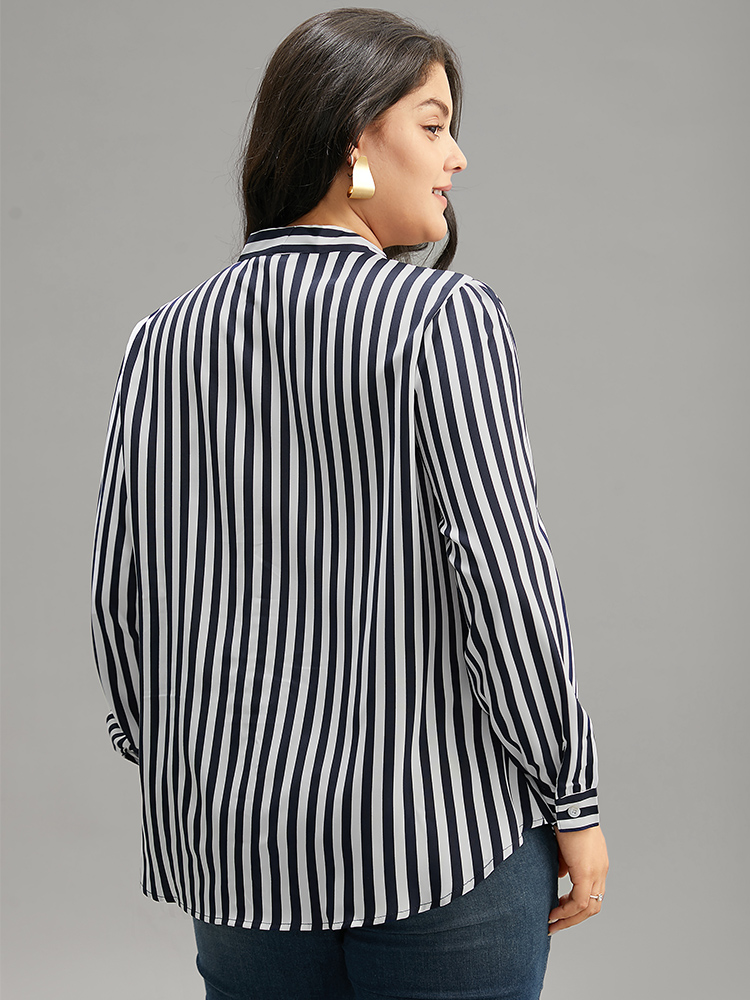Plus Size Indigo Striped Bowknot V Neck Curved Hem Woven Top Women Office Long Sleeve Shirt collar Work Blouses BloomChic 26/4X 