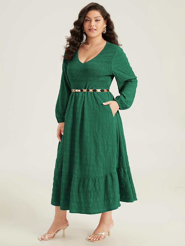 

Plus Size Solid Shirred Plisse Flutter Hem Dress DarkGreen Women Elegant Elastic cuffs V-neck Long Sleeve Curvy Midi Dress BloomChic