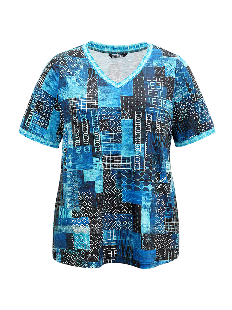 Plus Size Geometric Print V Neck T-shirt Multicolor Women Casual Printed Geometric V-neck Dailywear T-shirts BloomChic 10/M 
