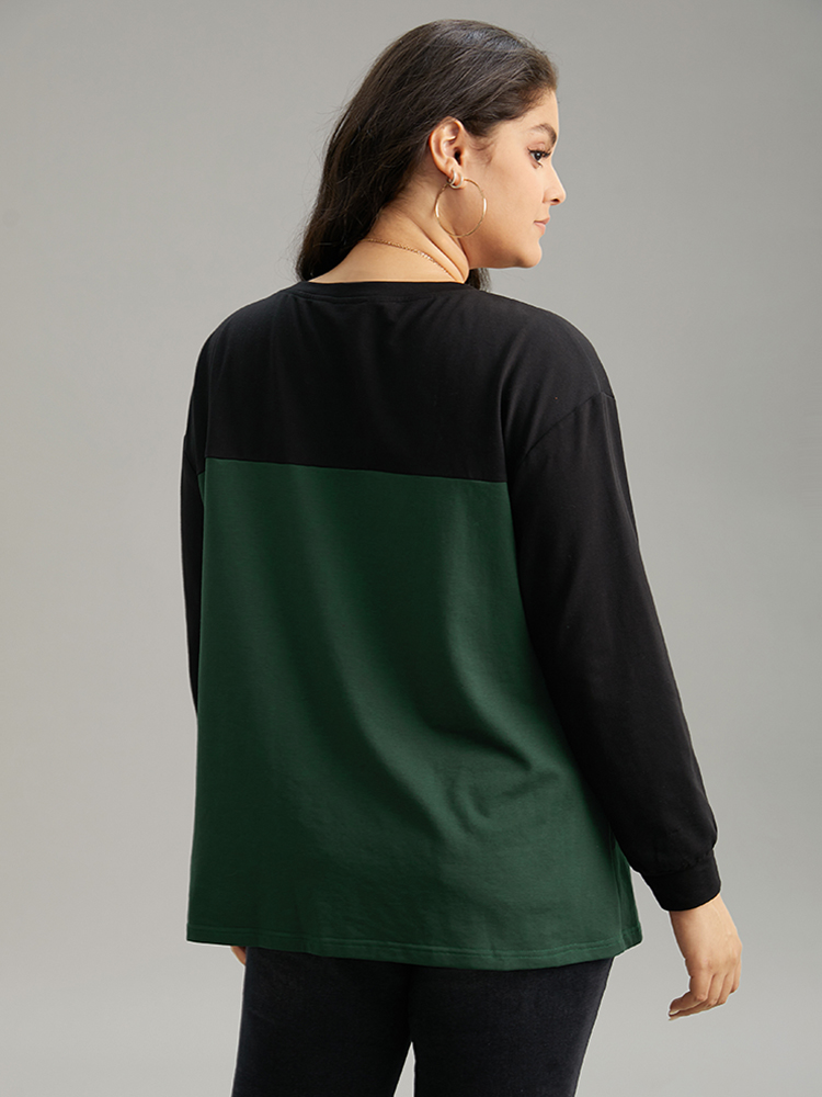 Plus Size Two Tone Patchwork Round Neck Sweatshirt Women Green Casual Contrast Round Neck Dailywear Sweatshirts BloomChic 12/L 