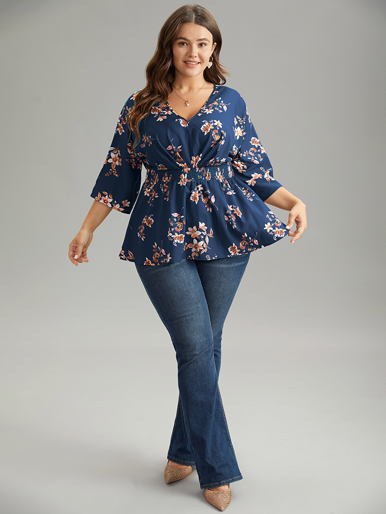 

Plus Size Indigo Floral Print Shirred Plicated Detail Blouse Women Elegant Elbow-length sleeve V-neck Dailywear Blouses BloomChic