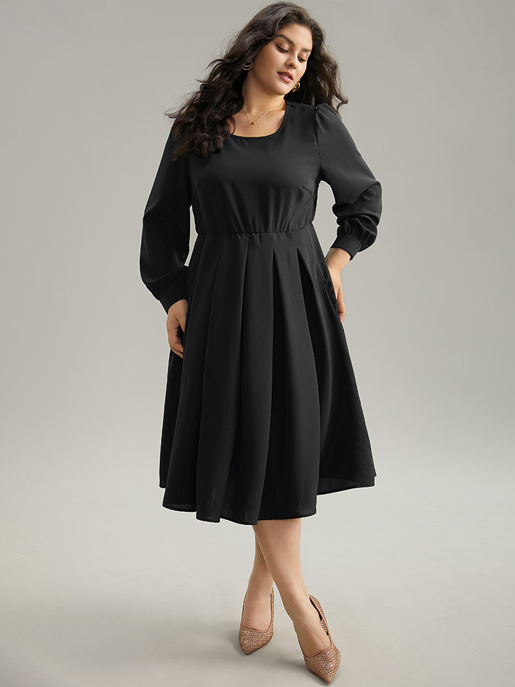 Plus Size Static-Free Plain Pleated Pocket Dress Black Women Elegant Plain Round Neck Long Sleeve Curvy Midi Dress BloomChic 28/5X 