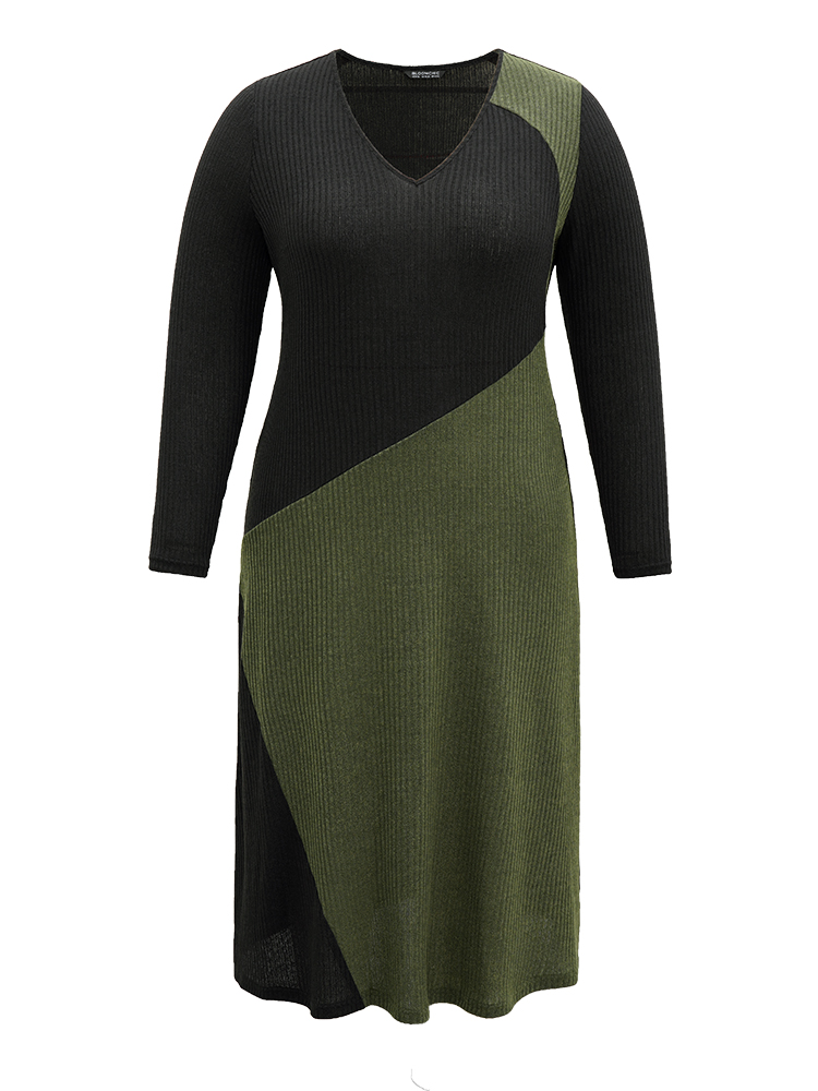 Plus Size Two Tone Patchwork V Neck Dress Multicolor Women Casual Patchwork V-neck Long Sleeve Curvy Midi Dress BloomChic 18-20/2X 