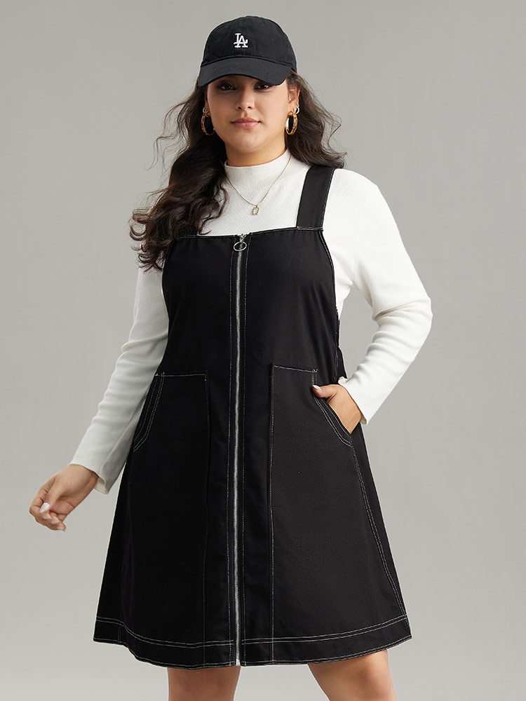 

Plus Size Twill O Ring Zipper Pocket Spaghetti Strap Dress Black Women Casual Plain Spaghetti Strap Sleeveless Curvy Midi Dress BloomChic