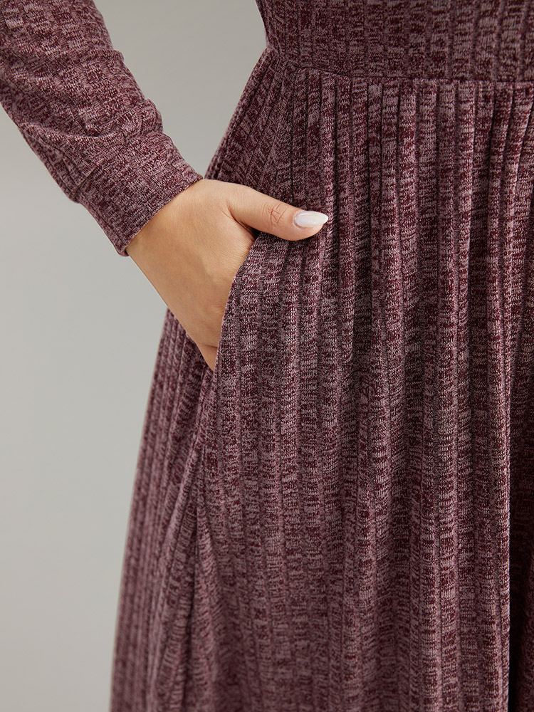 

Plus Size Rib Knit Plain Plisse Long Sleeve Dress Purple Women Casual Rib Knit V-neck Long Sleeve Curvy Midi Dress BloomChic