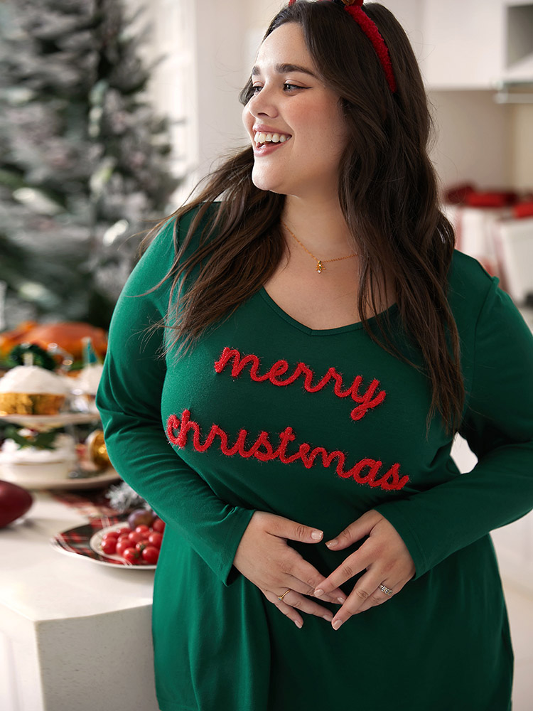 

Plus Size Christmas Letter Embroidered Contrast T-shirt DarkGreen Women Casual Contrast Christmas Festival-Christmas T-shirts BloomChic