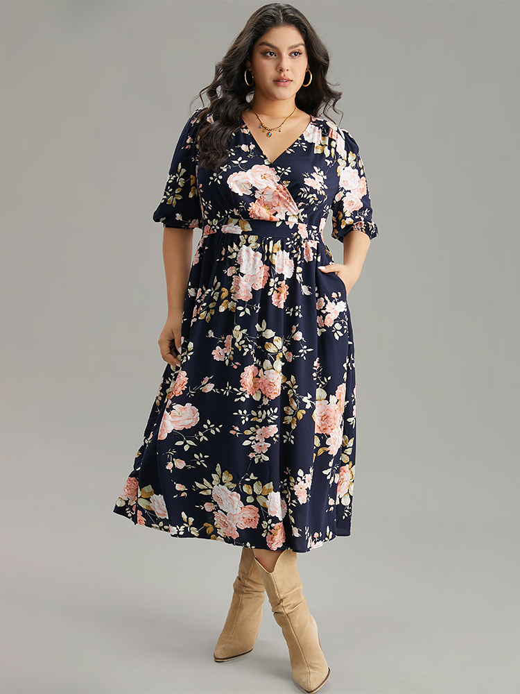 

Plus Size Floral Print Pleated Ties Wrap Lantern Sleeve Dress DarkBlue Women Vacation Elastic cuffs Overlap Collar Half Sleeve Curvy Midi Dress BloomChic