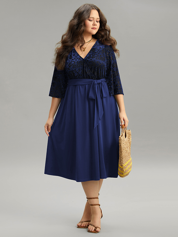 

Plus Size Silhouette Floral Print Belted Patchwork Velvet Dress DarkBlue Women Vacation Wrap Overlap Collar Elbow-length sleeve Curvy Midi Dress BloomChic