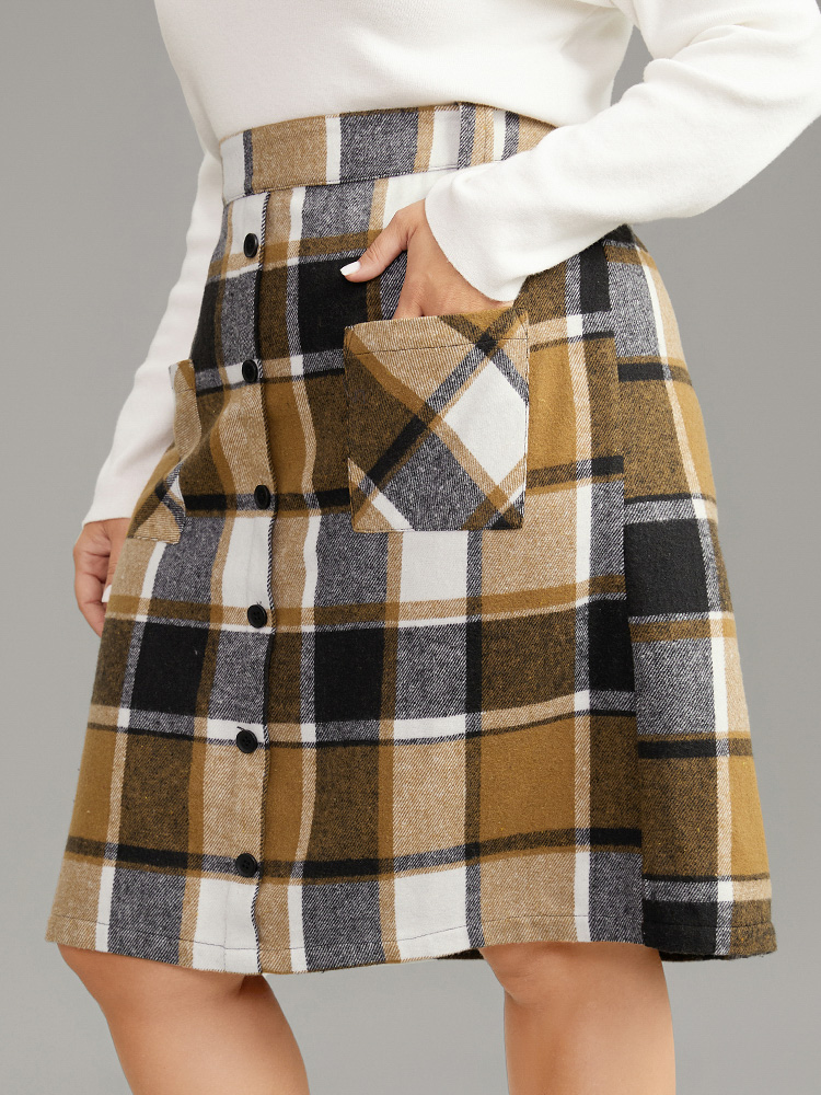 Plus Size Plaid Button Detail Patched Pocket Skirt Women Tan Office Elastic Waist Bodycon No stretch Pocket Work Skirts BloomChic 10/M 
