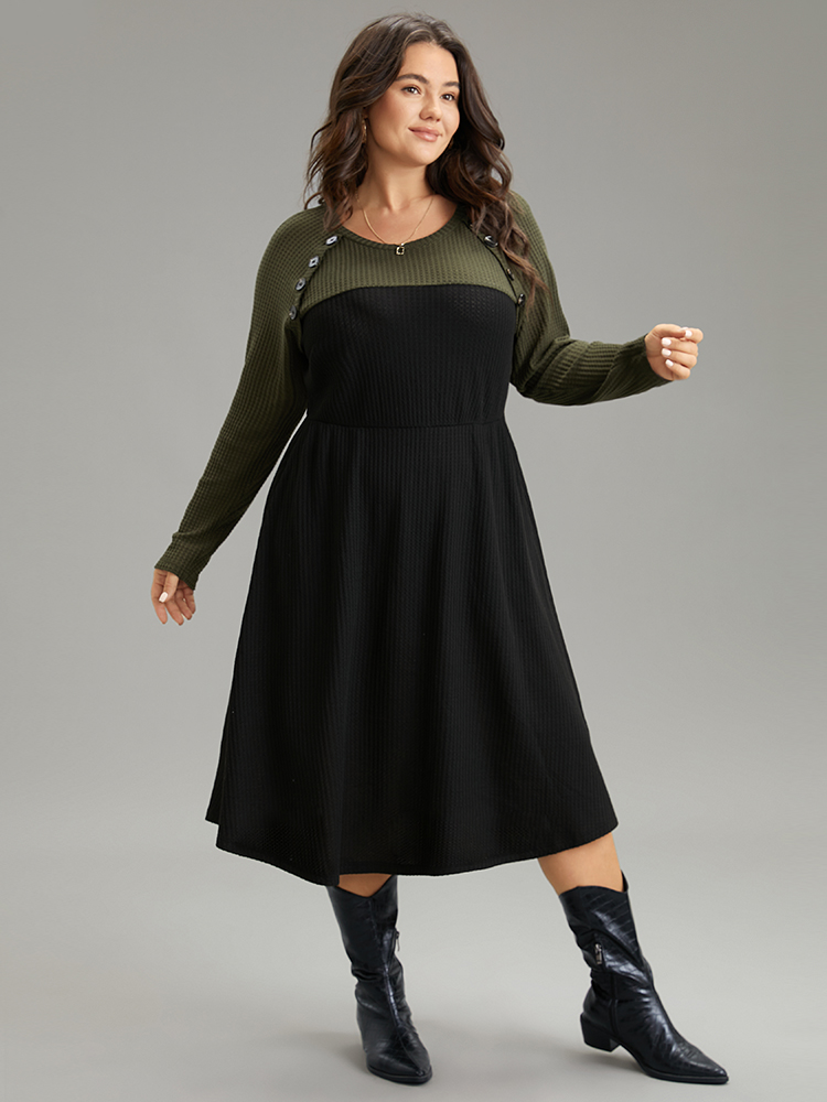 

Plus Size Contrast Button Detail Waffle Knit Pocket Dress ArmyGreen Women Casual Waffle Knit Round Neck Long Sleeve Curvy Midi Dress BloomChic