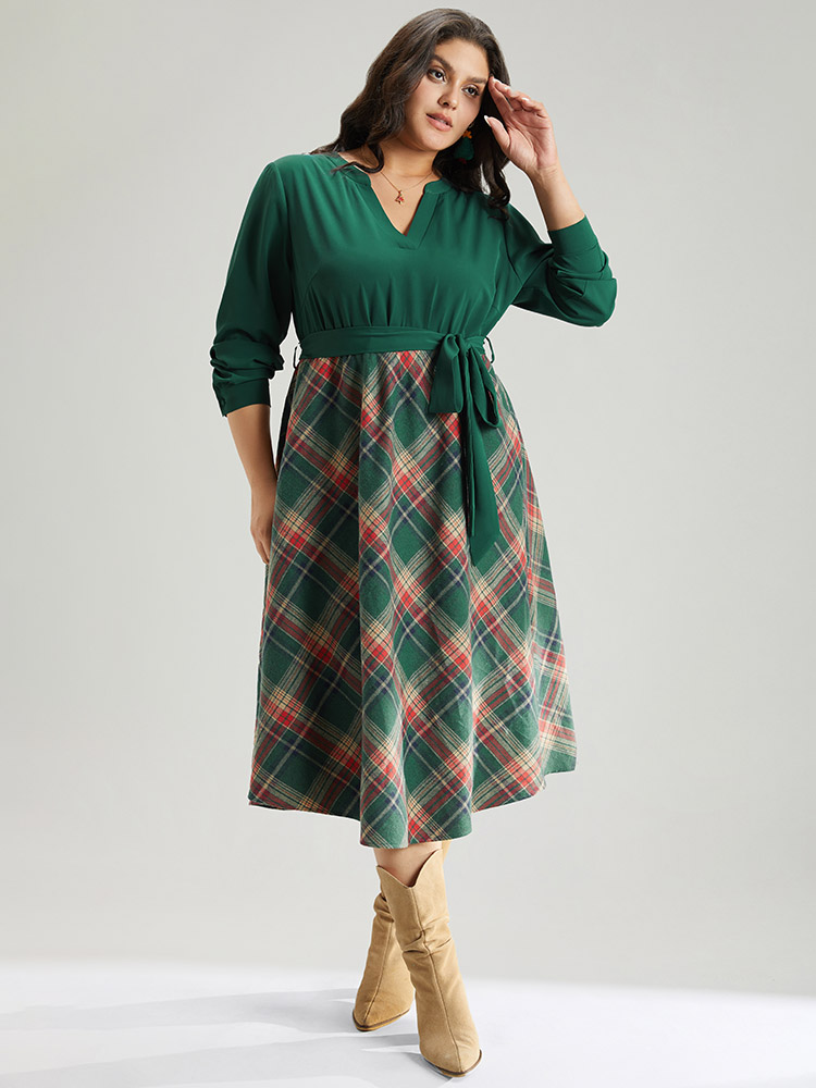 

Plus Size Twill Plaid Print Notched Contrast Belted Dress DarkGreen Women Elegant Belted Notched collar Long Sleeve Curvy Midi Dress BloomChic