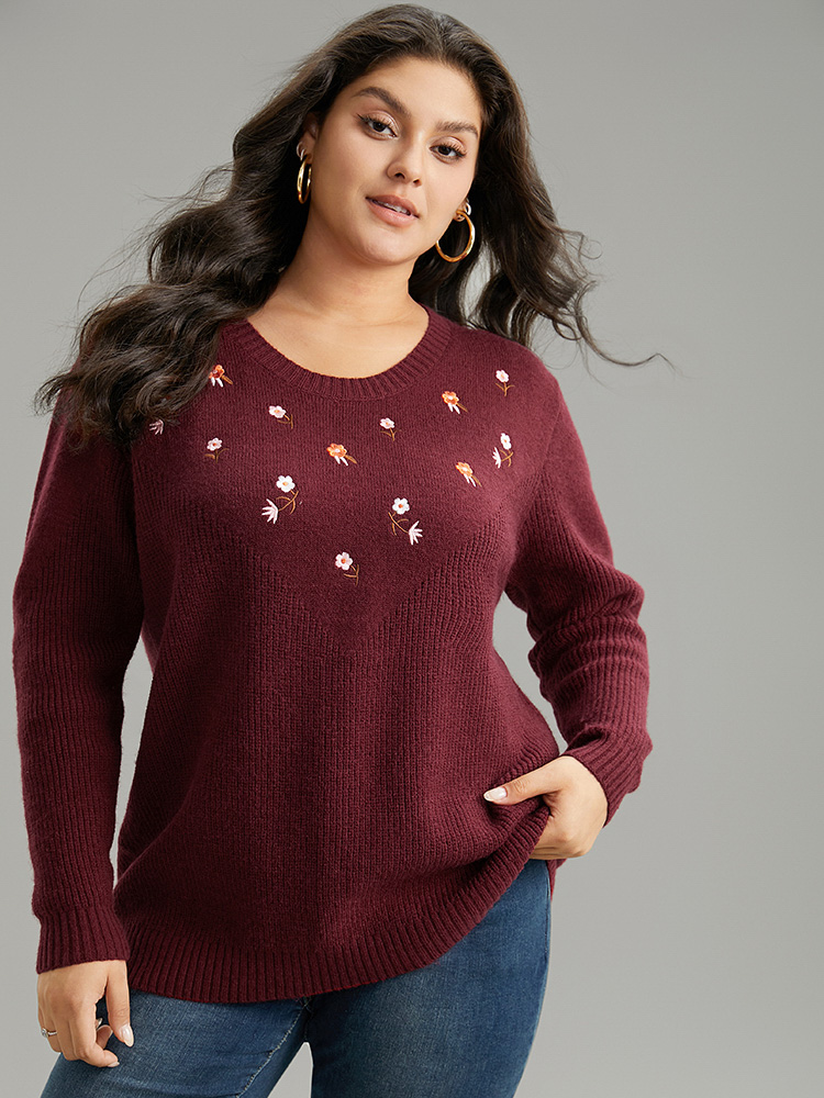 

Plus Size Floral Embroidered Loose Elastic Cuffs Pullover Burgundy Women Casual Loose Long Sleeve Round Neck Dailywear Pullovers BloomChic