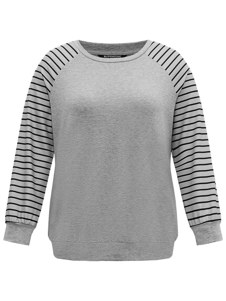 

Plus Size Striped Patchwork Crew Neck Raglan Sleeve Sweatshirt Women Gray Casual Contrast Round Neck Dailywear Sweatshirts BloomChic