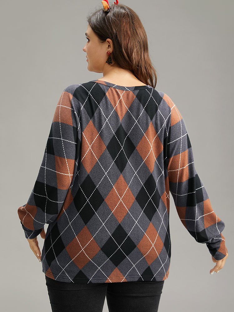 

Plus Size Plaid Contrast Round Neck Dolman Sleeve T-shirt Multicolor Women Casual Contrast Plaid Round Neck Festival-Christmas T-shirts BloomChic