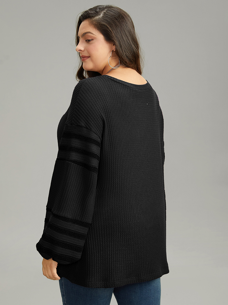 Plus Size Plain Texture Patchwork Hollow Out T-shirt Black Women Casual Elastic cuffs Plain Round Neck Dailywear T-shirts BloomChic 30/6X 