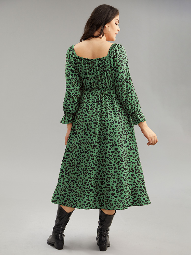 Plus Size Leopard Print Shirred Square Neck Pocket Dress DarkGreen Women Casual Printed Square Neck Long Sleeve Curvy Midi Dress BloomChic 28/5X 