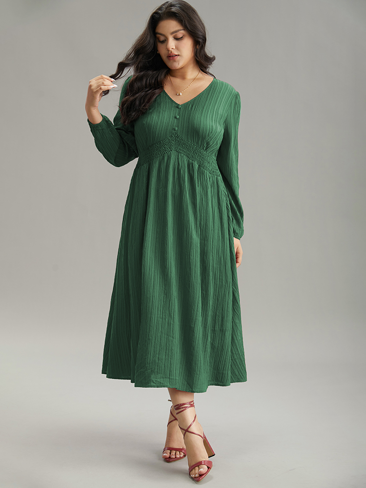 

Plus Size Solid Plisse Button Detail Shirred Dress DarkGreen Women Elegant Elastic cuffs V-neck Long Sleeve Curvy Midi Dress BloomChic