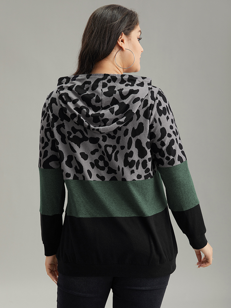 Plus Size Leopard Colorblock Contrast Hooded Drawstring Sweatshirt Women Green Casual Contrast Hooded Dailywear Sweatshirts BloomChic 30/6X 
