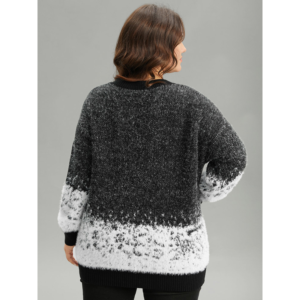 

Plus Size Fuzzy Snowflake Elastic Cuffs Pullover Black Women Casual Loose Long Sleeve Round Neck Festival-Halloween Pullovers BloomChic