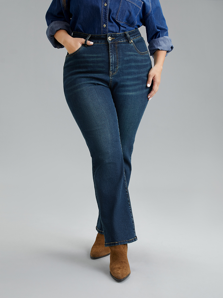 Plus Size Dark Wash Very Stretchy Straight Leg Jeans Women DarkBlue Casual Plain Plain High stretch Pocket Jeans BloomChic 28/5X 