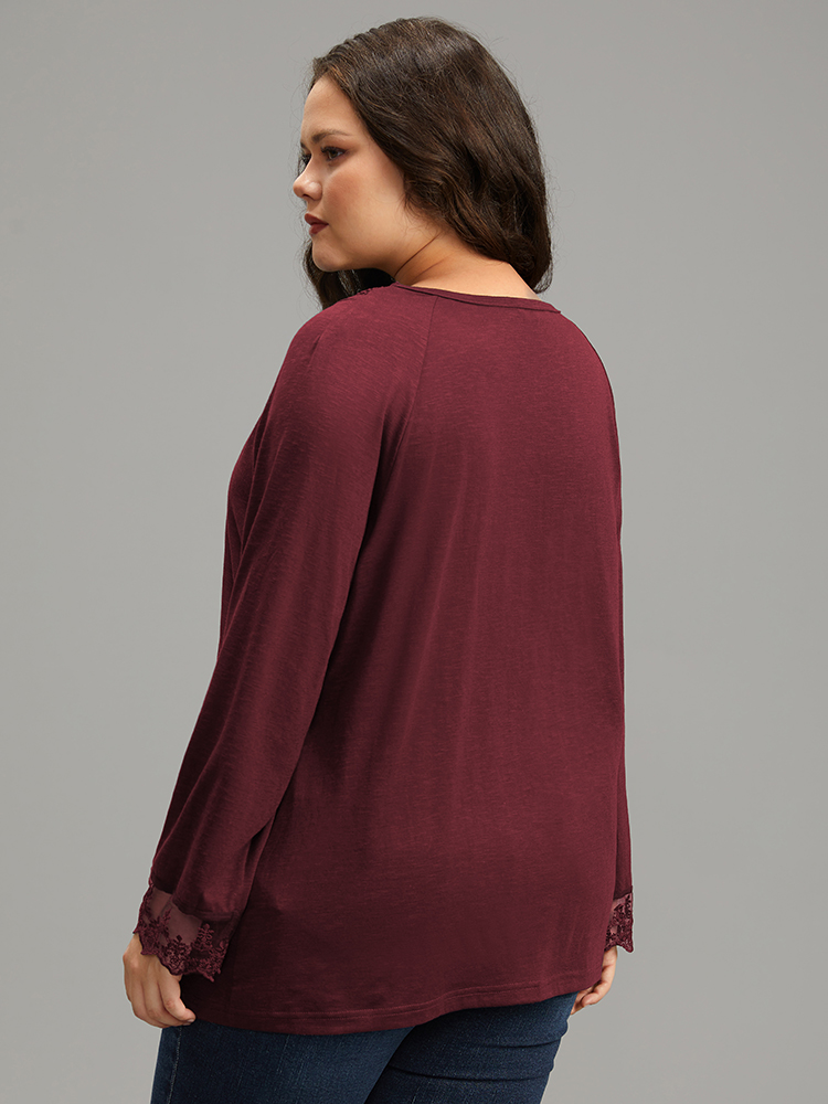 

Plus Size Plain Guipure Lace Button Detail T-shirt Burgundy Women Elegant Plain Plain V-neck Dailywear T-shirts BloomChic