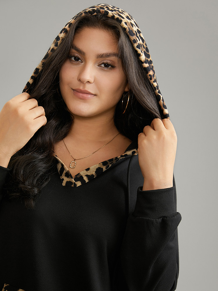 Plus Size Leopard Patchwork Kangaroo Pocket Hooded Sweatshirt Women Black Casual Contrast Hooded Dailywear Sweatshirts BloomChic 10/M 