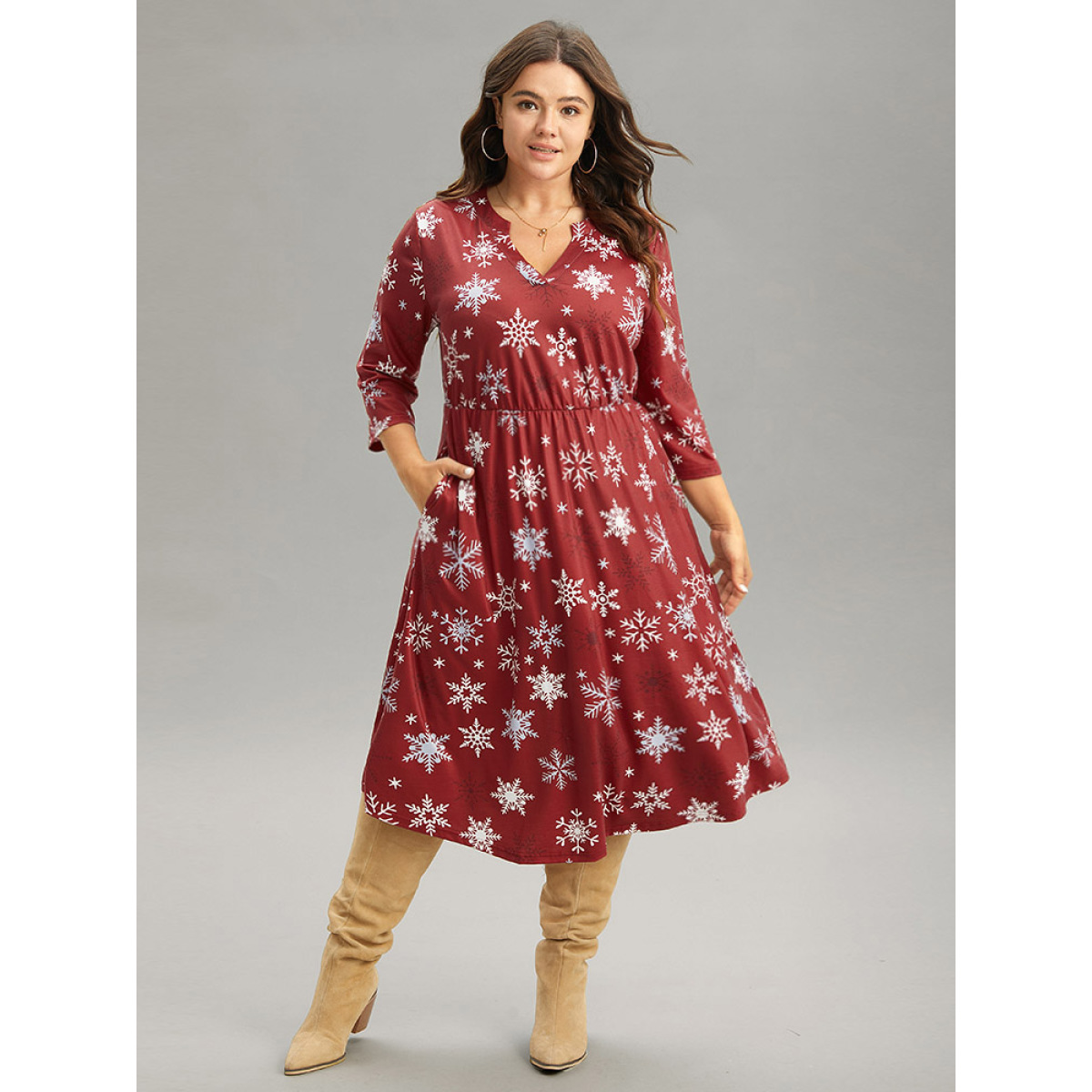 

Plus Size Christmas Snowflake Print Pocket Notched Dress Scarlet Women Gathered Notched collar Elbow-length sleeve Curvy Midi Dress BloomChic