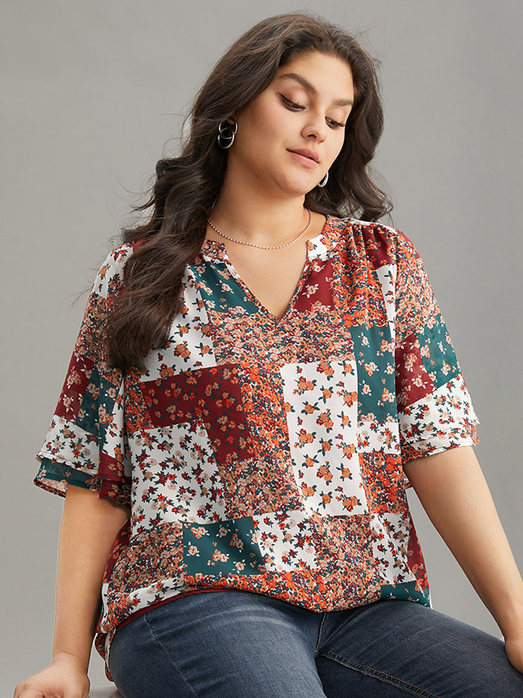 Plus Size Women Vacation Ditsy Floral Contrast Ruffle Sleeve Short sleeve Notched collar Vacation Blouses BloomChic 