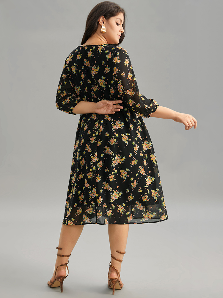 Plus Size Women Dailywear Floral Wrap Regular Sleeve Half Sleeve Overlap Collar Pocket Elegant Dresses BloomChic 