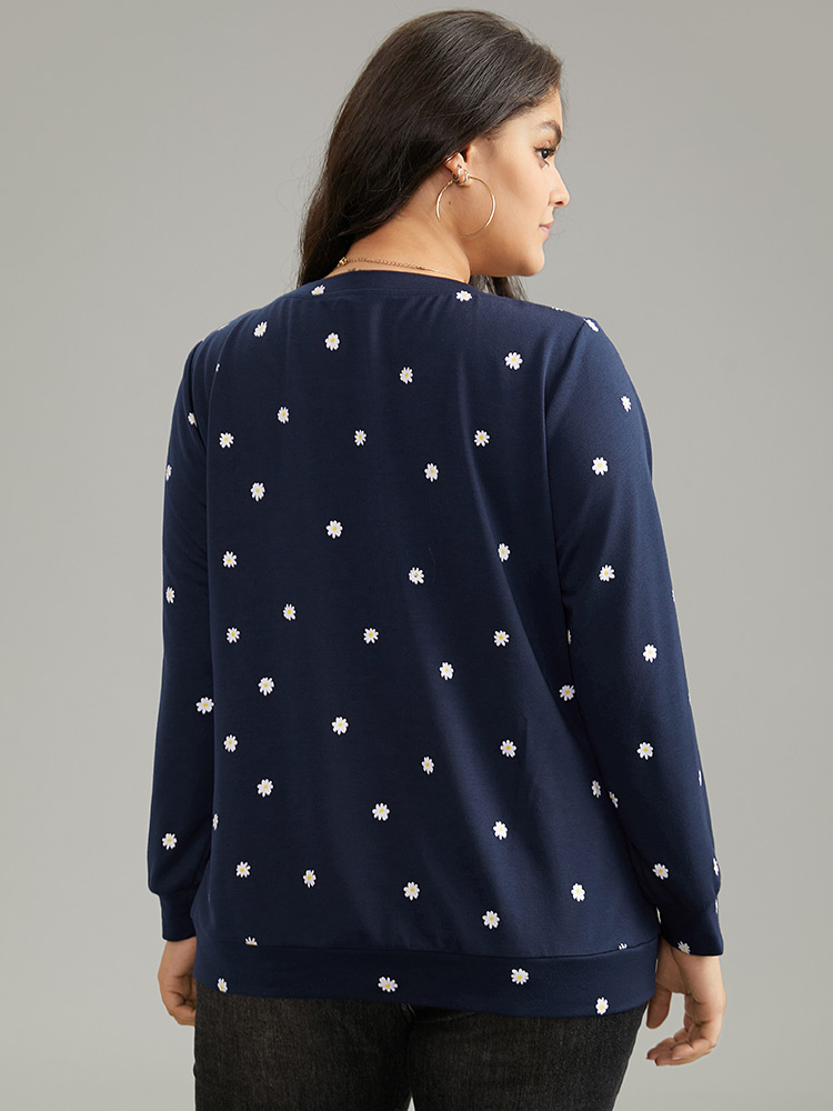 Plus Size Women Dailywear Ditsy Floral Printed Regular Regular Sleeve Long Sleeve Round Neck Casual Sweatshirts BloomChic 