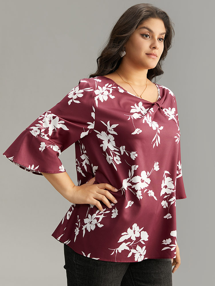 

Plus Size Scarlet Silhouette Floral Print Ruffle Sleeve Twist Front Blouse Women Elegant Elbow-length sleeve Round Neck Party Blouses BloomChic