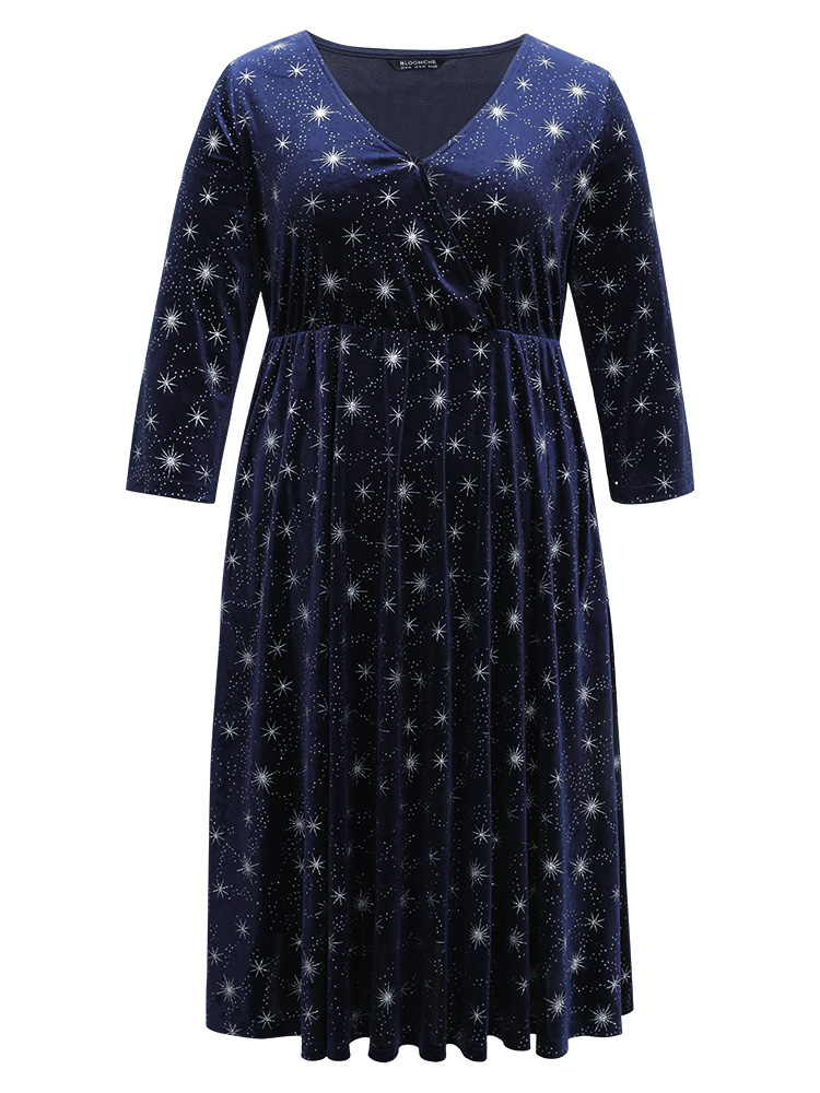 

Plus Size Christmas Velvet Star Glitter Wrap Pocket Dress DarkBlue Women Casual Velvet Overlap Collar Elbow-length sleeve Curvy Midi Dress BloomChic