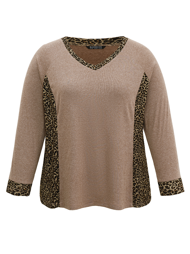 Plus Size Leopard Patchwork V Neck Raglan Sleeve T-shirt LightBrown Women Casual Contrast Leopard V-neck Dailywear T-shirts BloomChic 14-16/1X 