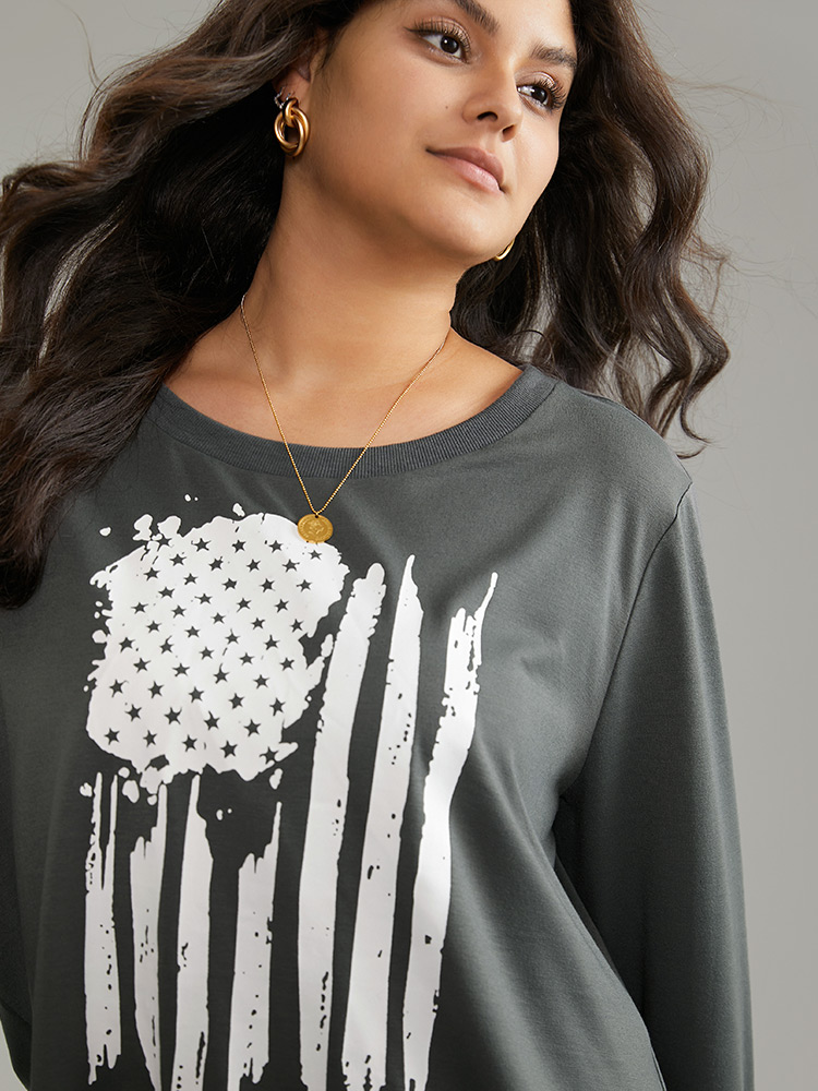Plus Size Brush Print Star Round Neck Sweatshirt Women DarkGray Casual Plain Dailywear Sweatshirts BloomChic 22-24/3X 