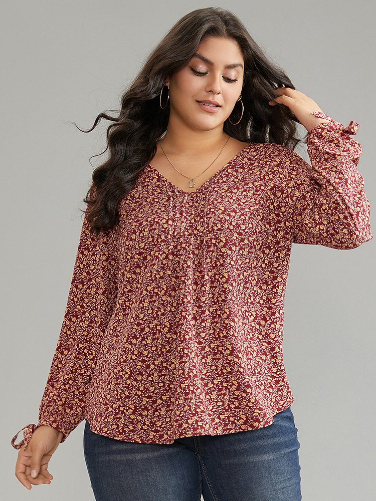 Plus Size Scarlet Ditsy Floral Ties V Neck Pleated Blouse Women Elegant Long Sleeve V-neck Dailywear Blouses BloomChic 22-24/3X 