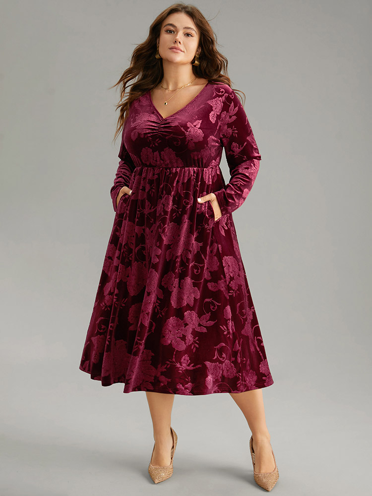 

Plus Size Velvet Jacquard Elastic Waist Ruched Dress Scarlet Women Elegant Velvet V-neck Long Sleeve Curvy Midi Dress BloomChic