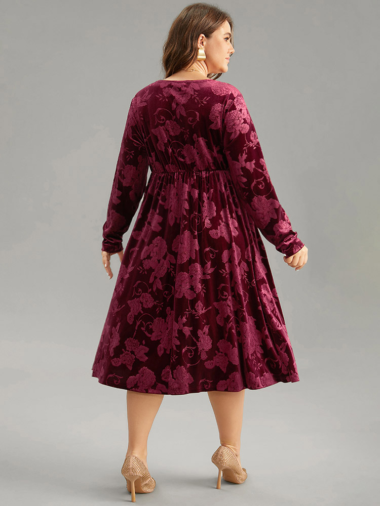 Plus Size Velvet Jacquard Elastic Waist Ruched Dress Scarlet Women Elegant Velvet V-neck Long Sleeve Curvy Midi Dress BloomChic 26/4X 