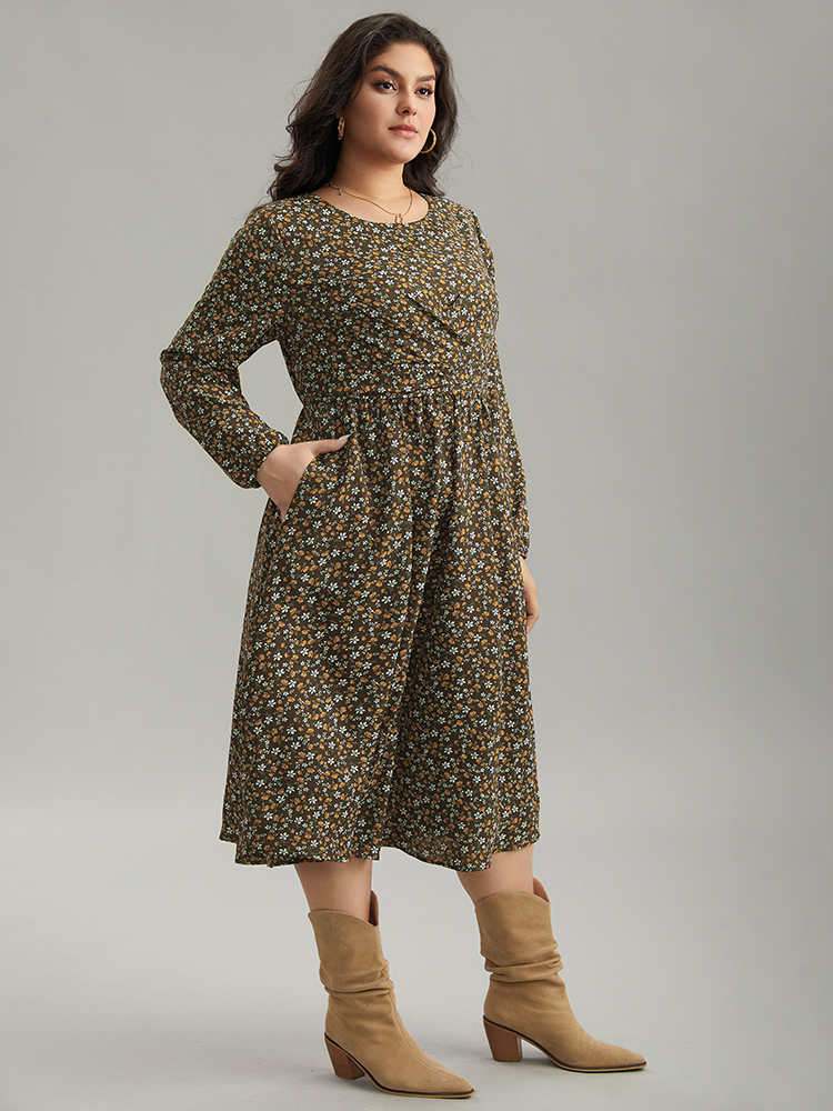 

Plus Size Ditsy Floral Pocket Lantern Sleeve Knee Dress Bronze Women Elegant Elastic cuffs Round Neck Long Sleeve Curvy Midi Dress BloomChic