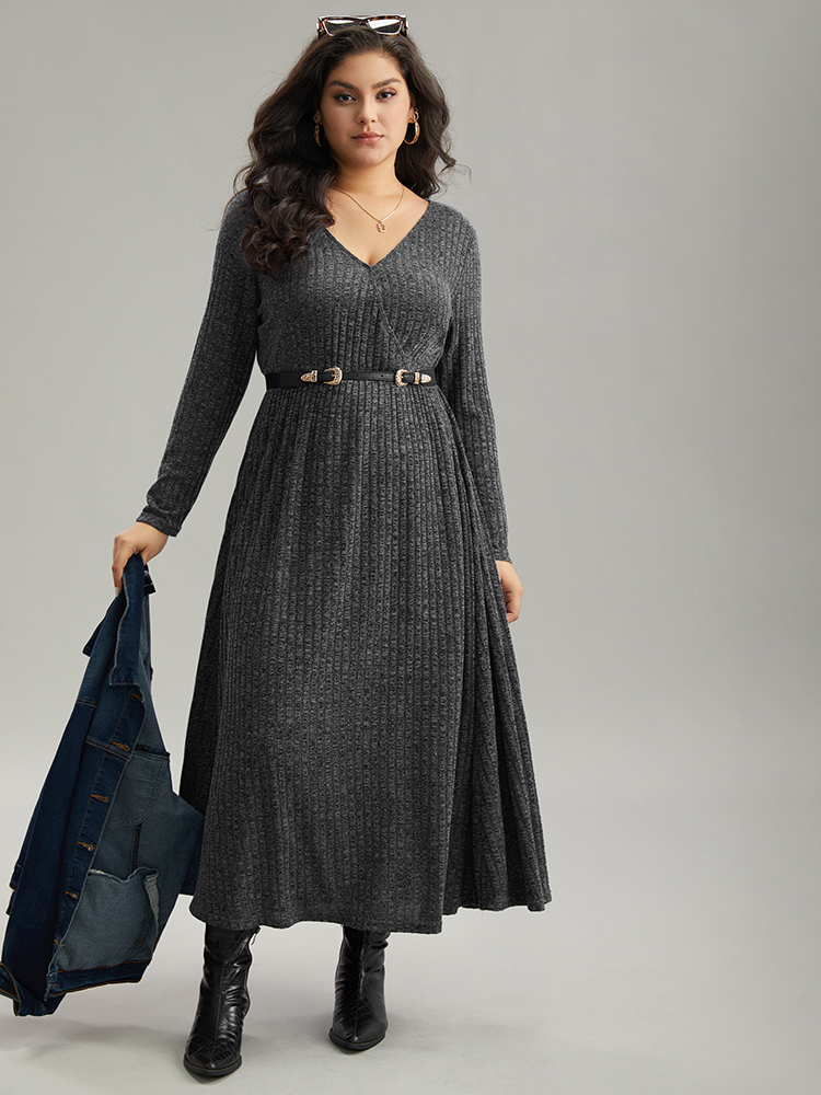 Plus Size Solid Rib Knit Overlap Collar Pocket Dress DimGray Women Casual Texture Overlap Collar Long Sleeve Curvy Midi Dress BloomChic 26/4X 