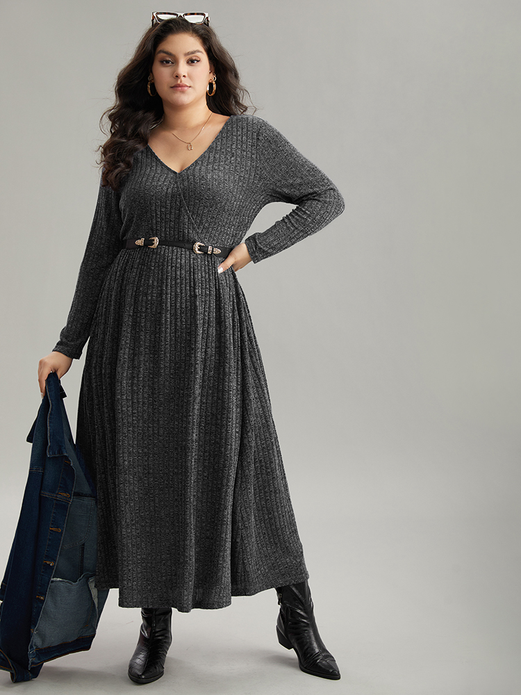 Plus Size Solid Rib Knit Overlap Collar Pocket Dress DimGray Women Casual Texture Overlap Collar Long Sleeve Curvy Midi Dress BloomChic 26/4X 